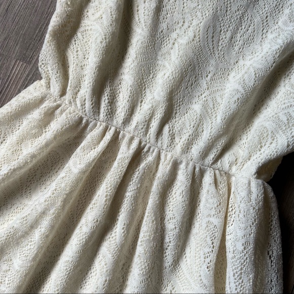 Bee Stitched x Francesca’s | Lace White Dress - Picture 5 of 14